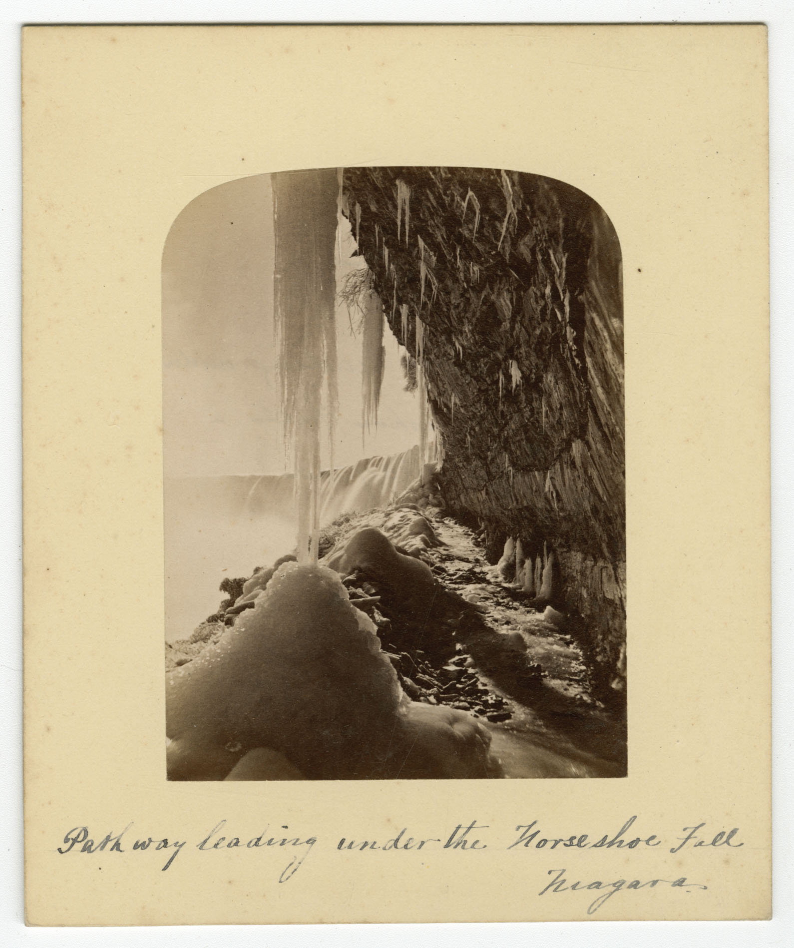 Pathway leading under the Horseshoe Fall Niagara